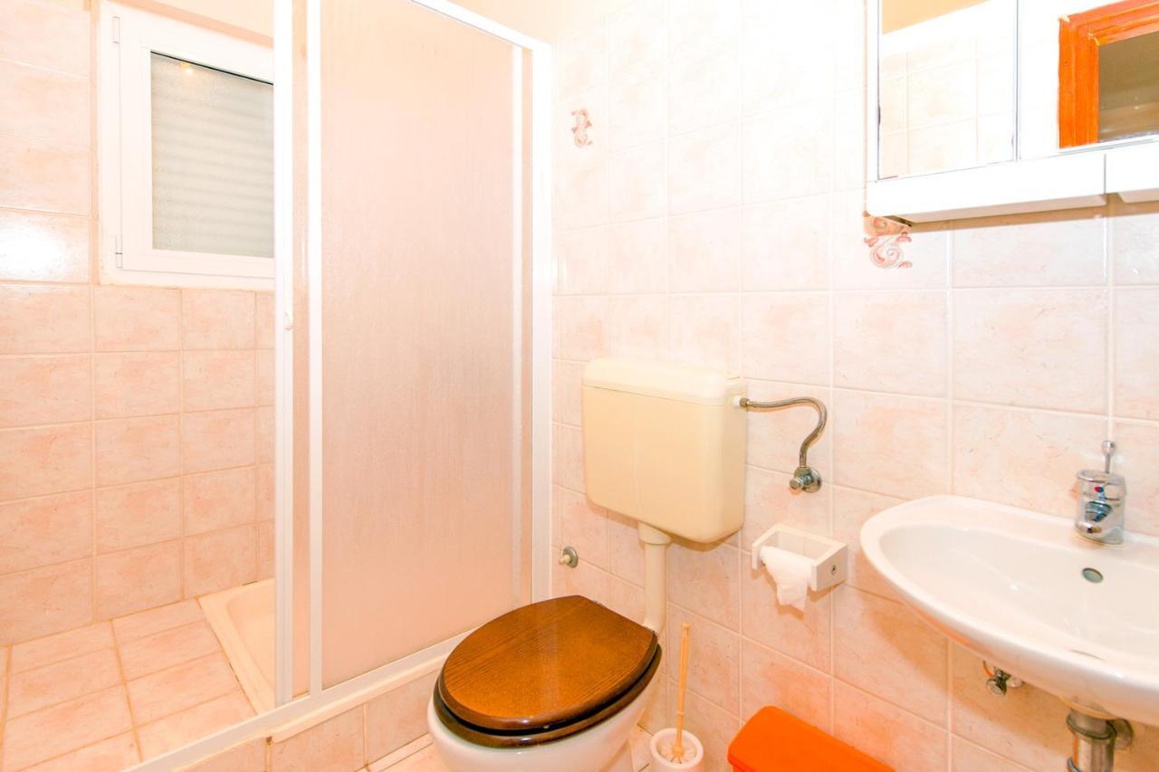 Apartments Facini Košljun Екстериор снимка