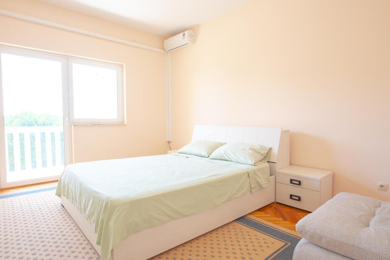 Apartments Facini Košljun Екстериор снимка