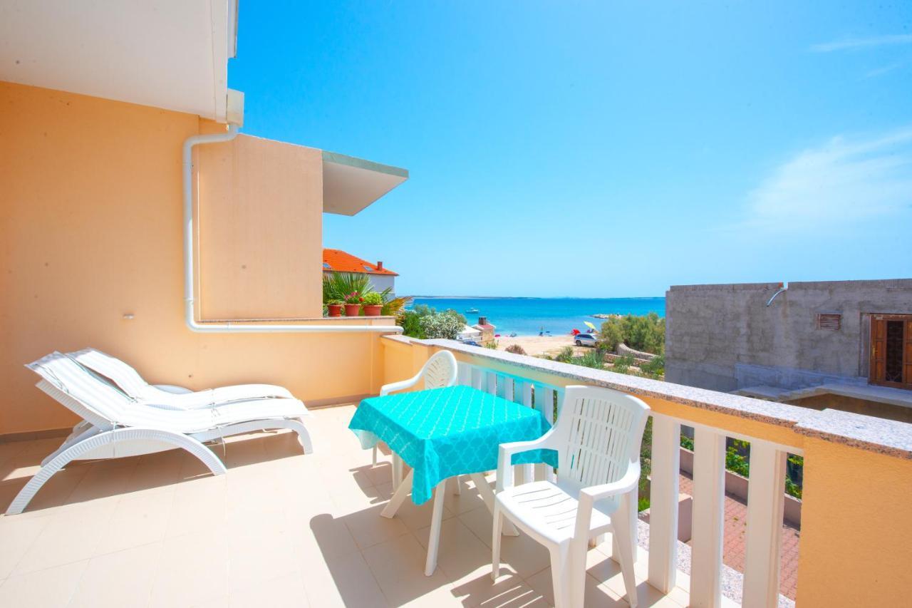 Apartments Facini Košljun Екстериор снимка